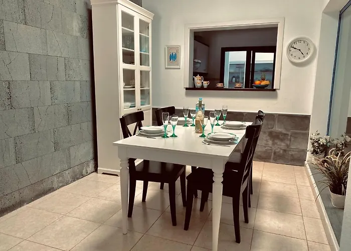 Jardin Villa *